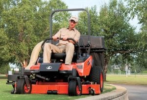Kubota Z300 Series Zero Turn Commercial Mowers ZD326 / ZD331 – 26-31HP