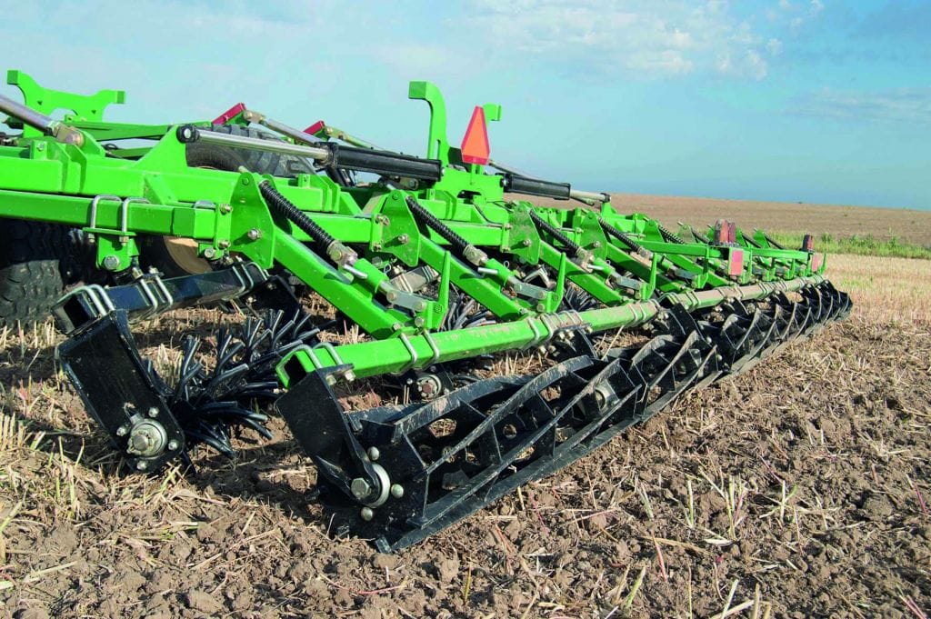 ROLLING SPIKE AND REEL REAR ATTACHMENT