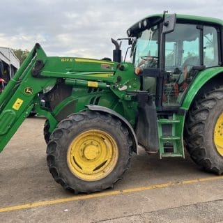 John Deere 6110M